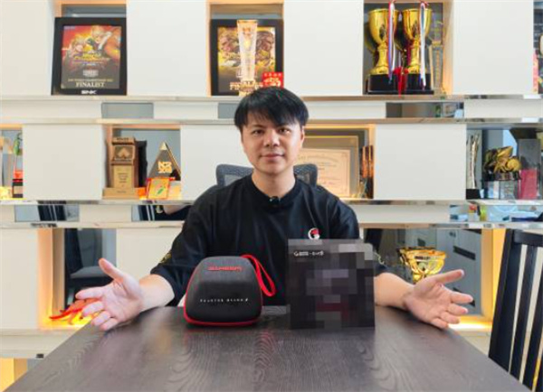 《影之刃零》联名手柄首次展示实物照片！